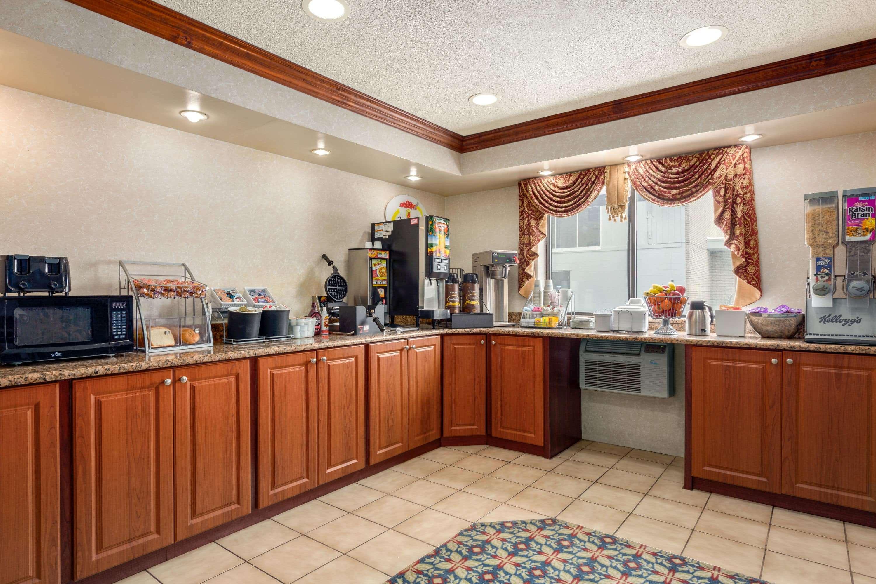 Comfort Inn Detroit - Troy Clawson Esterno foto