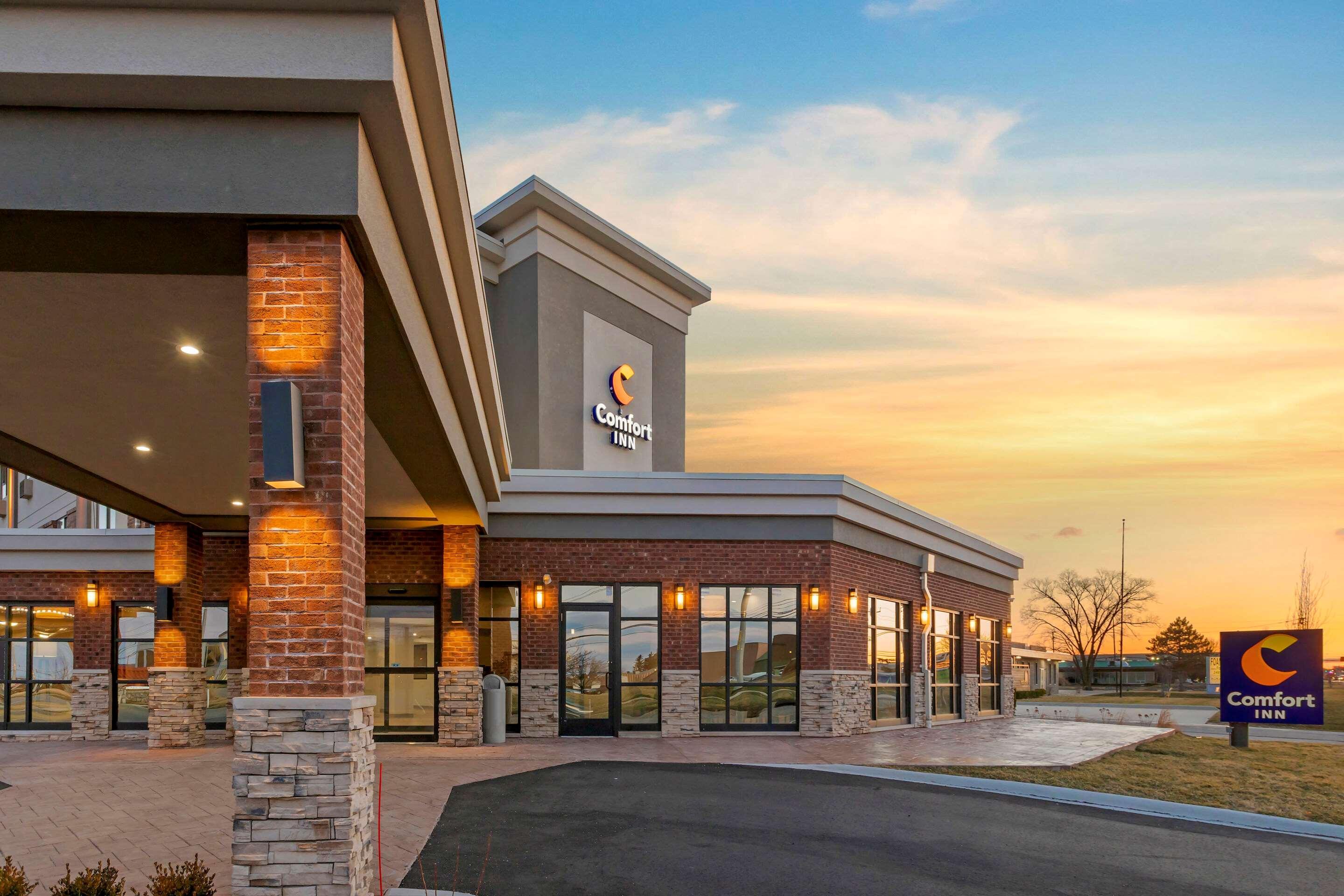 Comfort Inn Detroit - Troy Clawson Esterno foto
