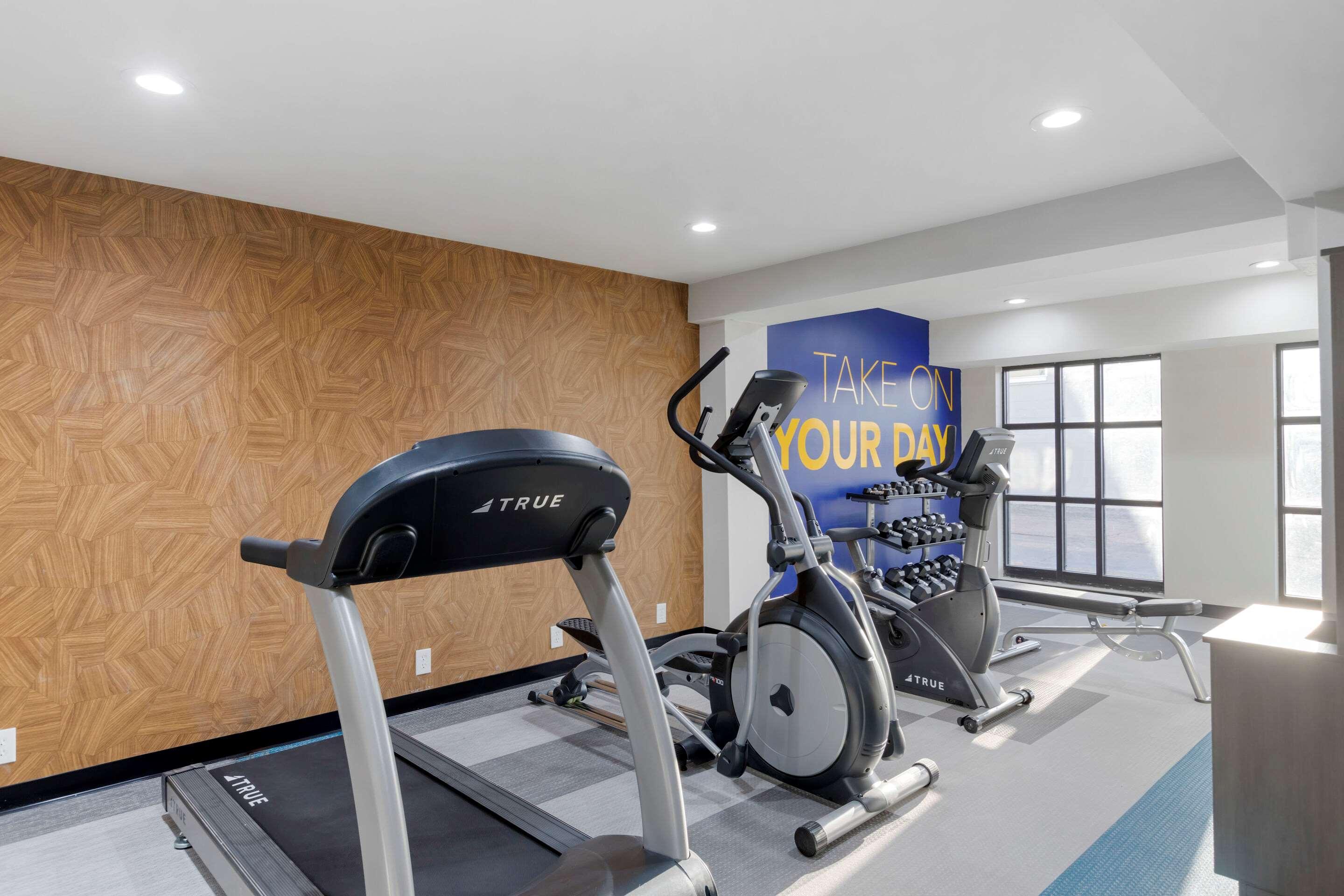 Comfort Inn Detroit - Troy Clawson Esterno foto